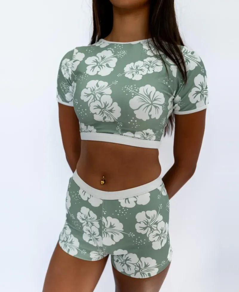 Women Golden Breed Swim-Indie Crop Tee | Hibiscus Moss / Off white
